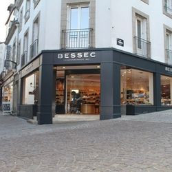 BESSEC VANNES CENTRE VILLE